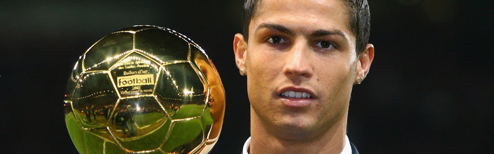 开云官网|西甲联赛激战正酣，皇马巴萨上演巅峰对决