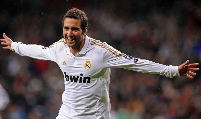 【开云官网】激情对决！同城德比战引爆全场，胜负悬念持续至最后一刻