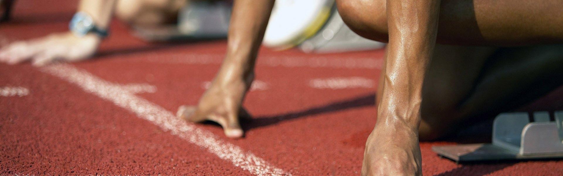 【开云官网】英超争冠白热化，曼城、阿森纳、利物浦三强鼎立，最后冲刺悬念迭起