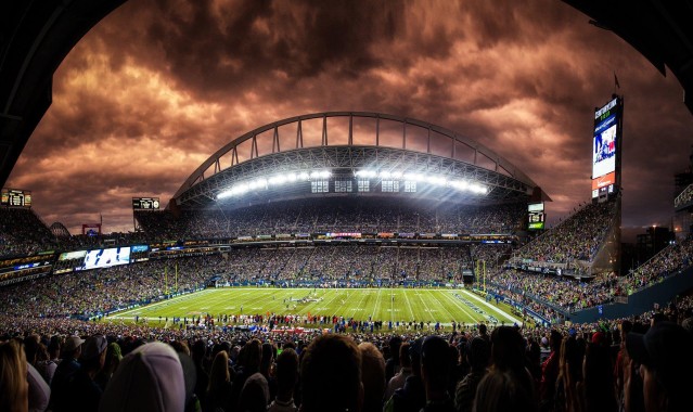 开云：CBA季后赛激战正酣 辽宁队卫冕之路遭遇强敌挑战